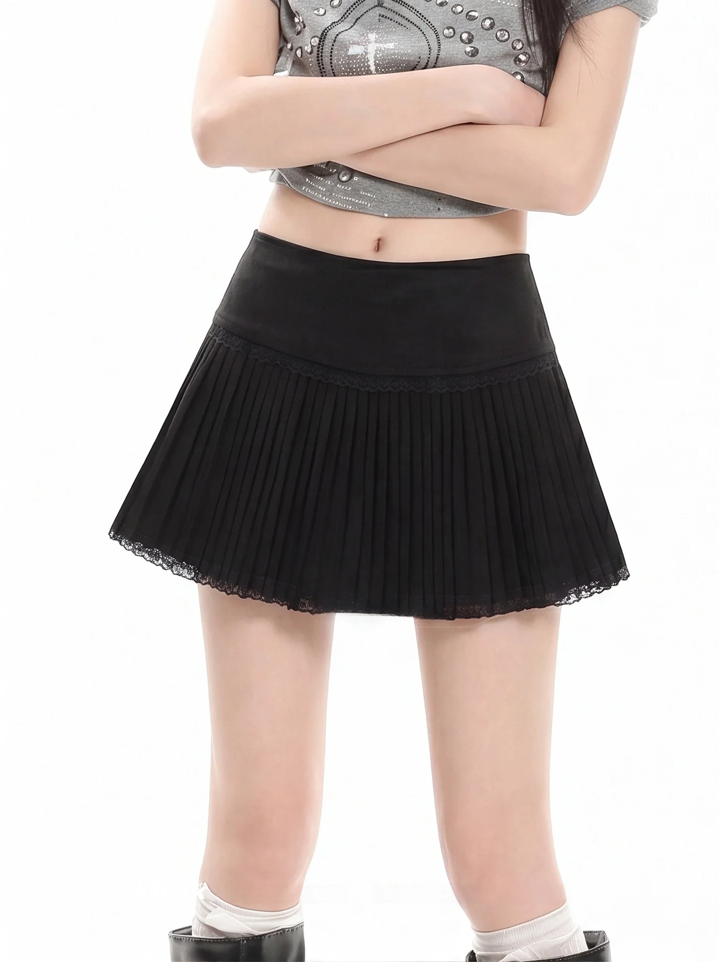 Black Pleated  Skirt Women's High Waist Slim A-Line Short Skirt College Style Unique Design Skin-friendly Breathable Casu...