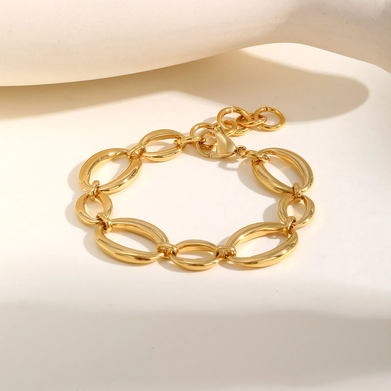 Distinctive Elliptical Bracelet for Women,Hand-made Chain Stainless Steel Bracelets,Trendy Waterproof Jewelry Gift