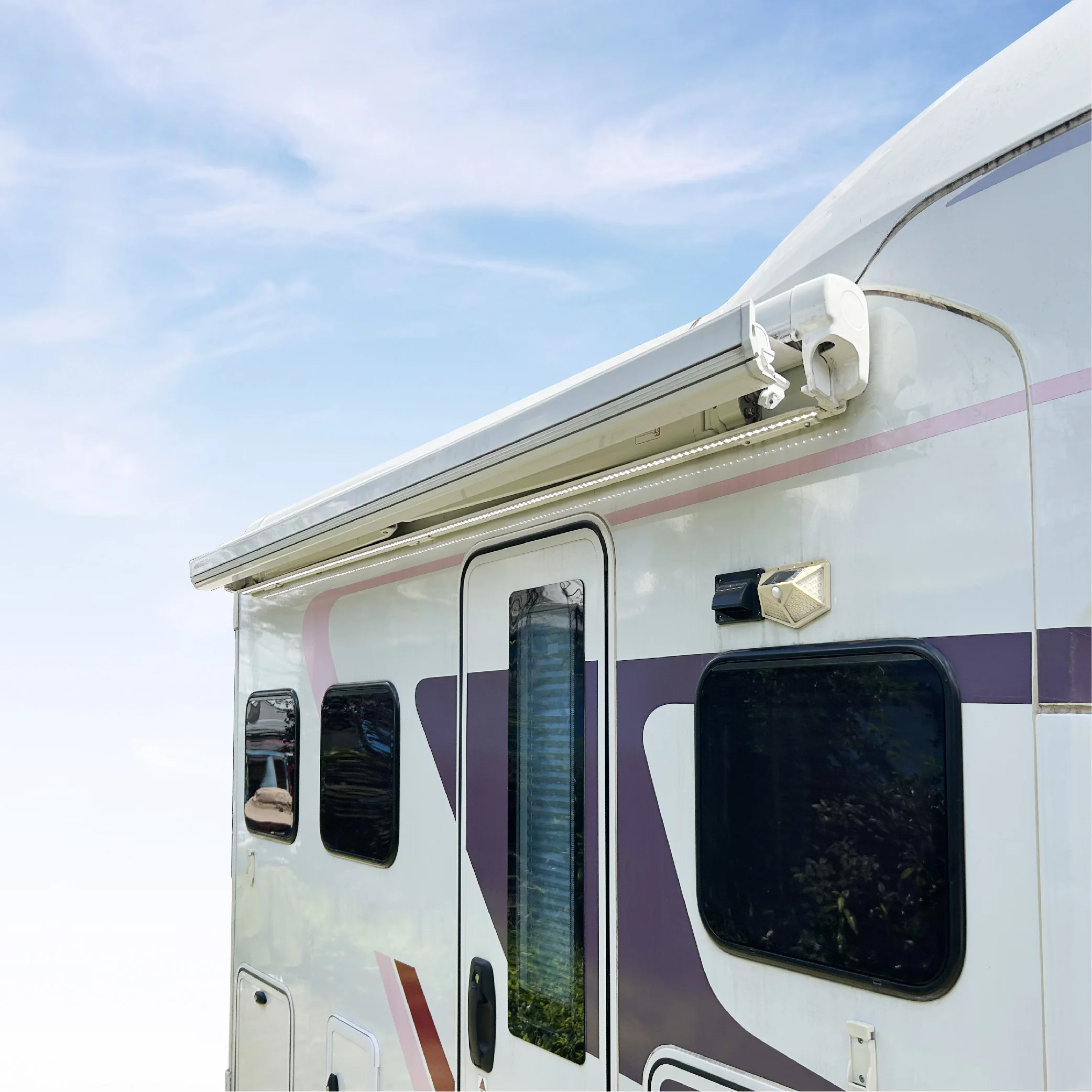 

W5500 High Strength Aluminum Alloy Frame Manual Caravan Trailer RV Awning Sun Shade Camper Van Awning