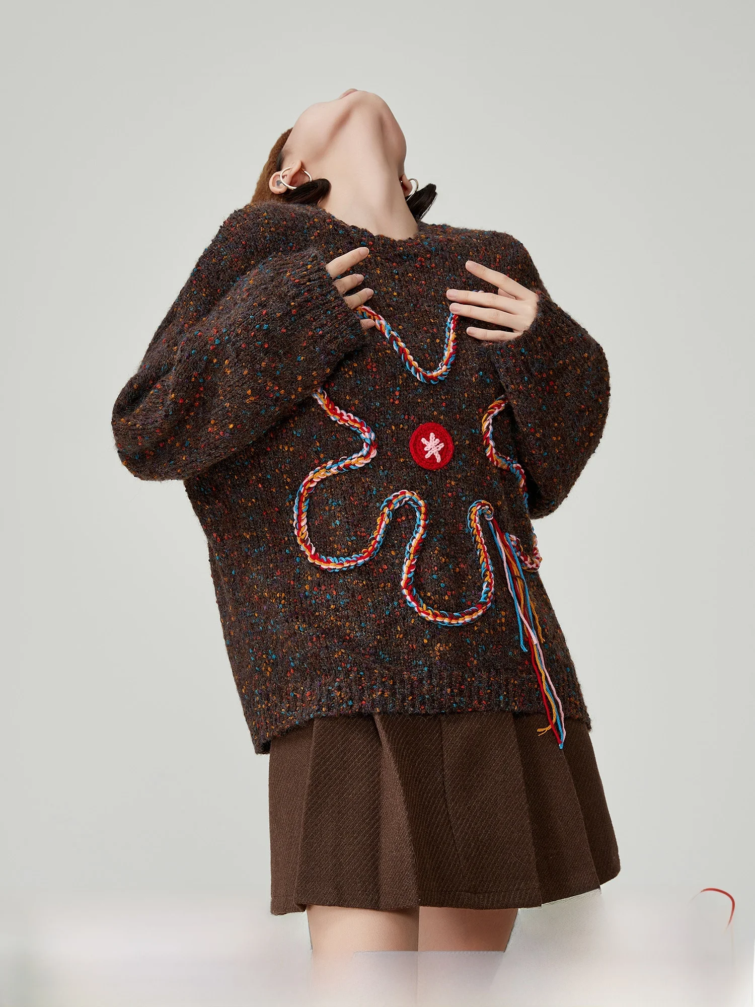 

Caramel Heavy Embroidery Flower Decorated Loose Women's Knitted Sweater Spring 2025 Korean Sle Lazy Faion Commute Sle