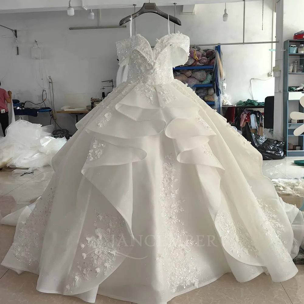Sparkly Wedding Dress With Ruffles Sweetheart Short Sleeve Bridal Gown Customized Exquisite Princess Dresses For Bride