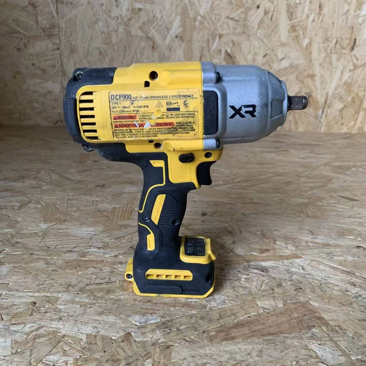 DEWALT high torque 20V impact free wrench electric air cannon DCF900 wrench, only body, second-hand