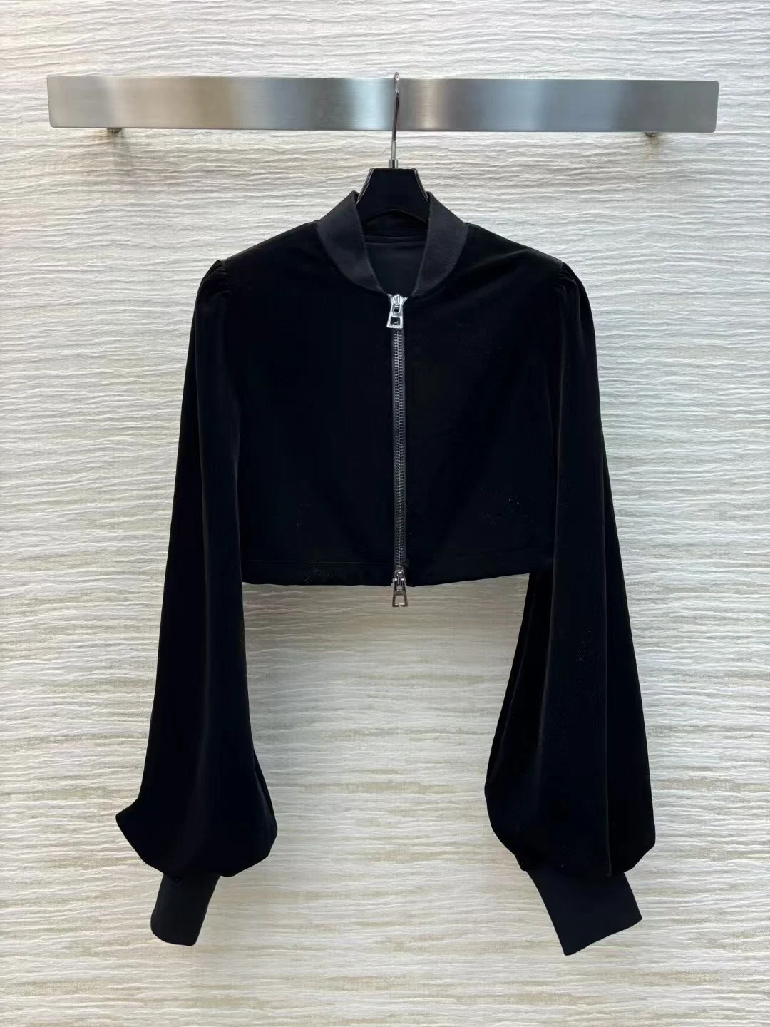 High end customized women's stand up collar short zipper jacket