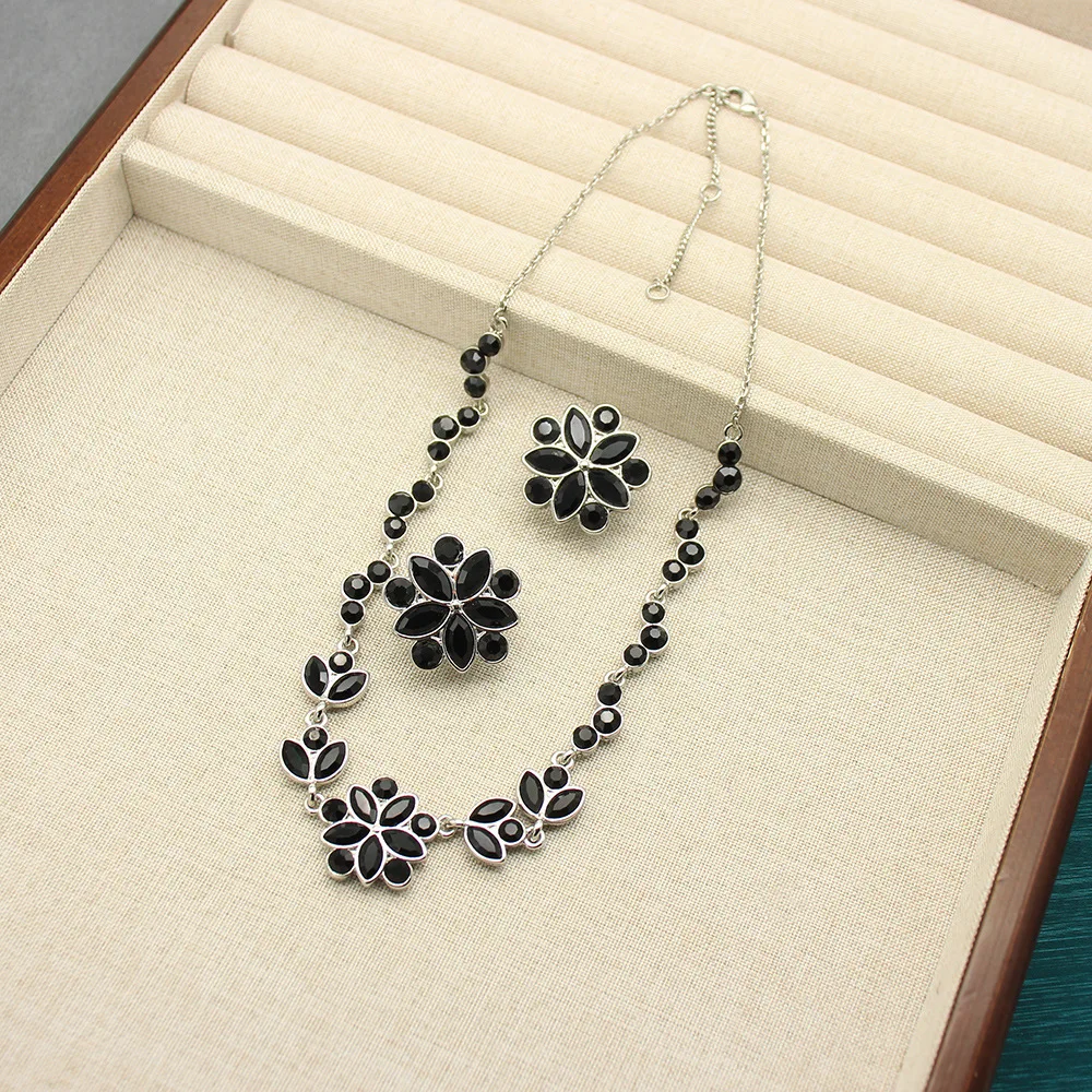 European and American Autumn and Winter Black Iris Flower Rhinestone Earrings Necklace Set Vintage Accessories