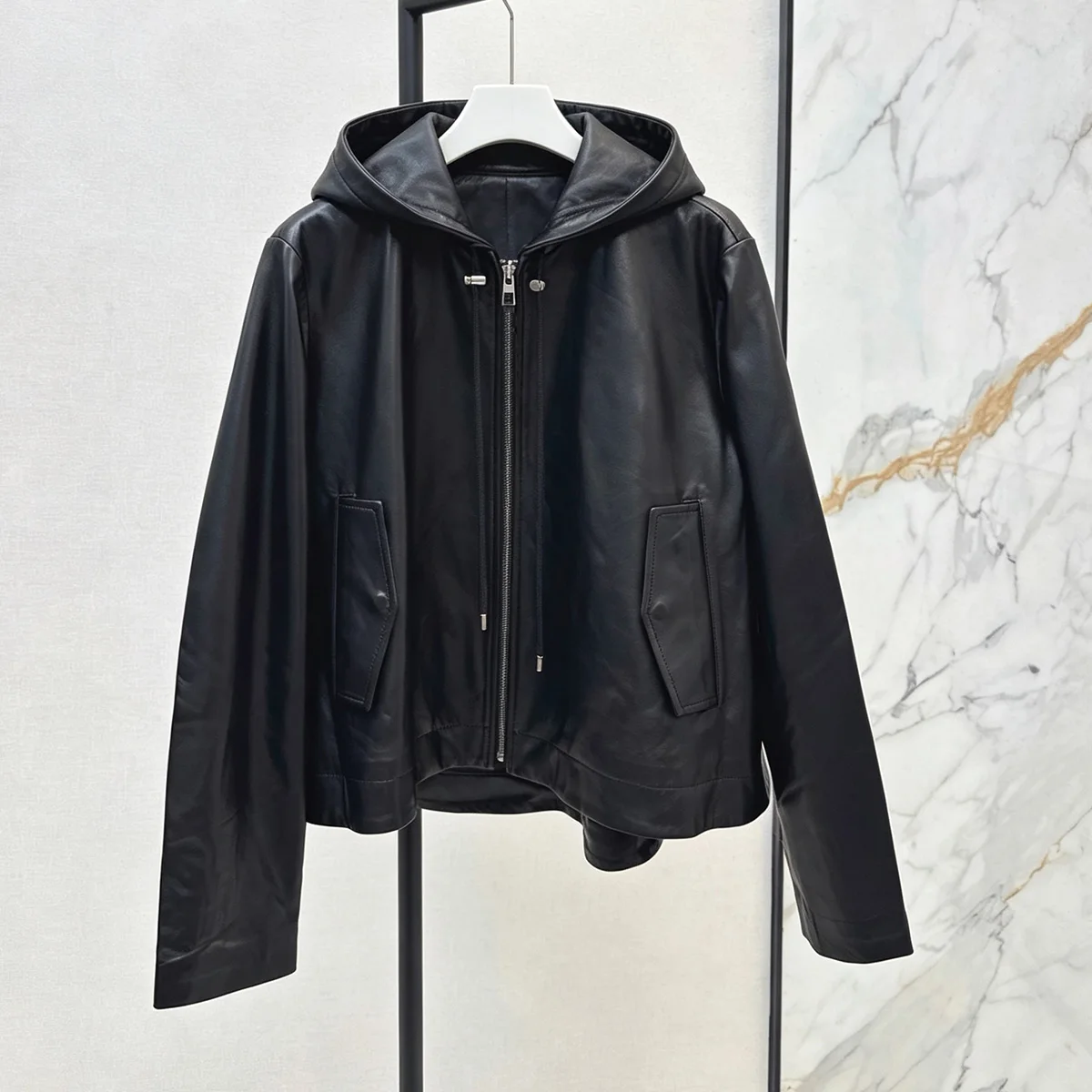 High Quality Women Hooded Drawstring Zip Up Loose Short Leather Jacket With Pockets lyt2672328