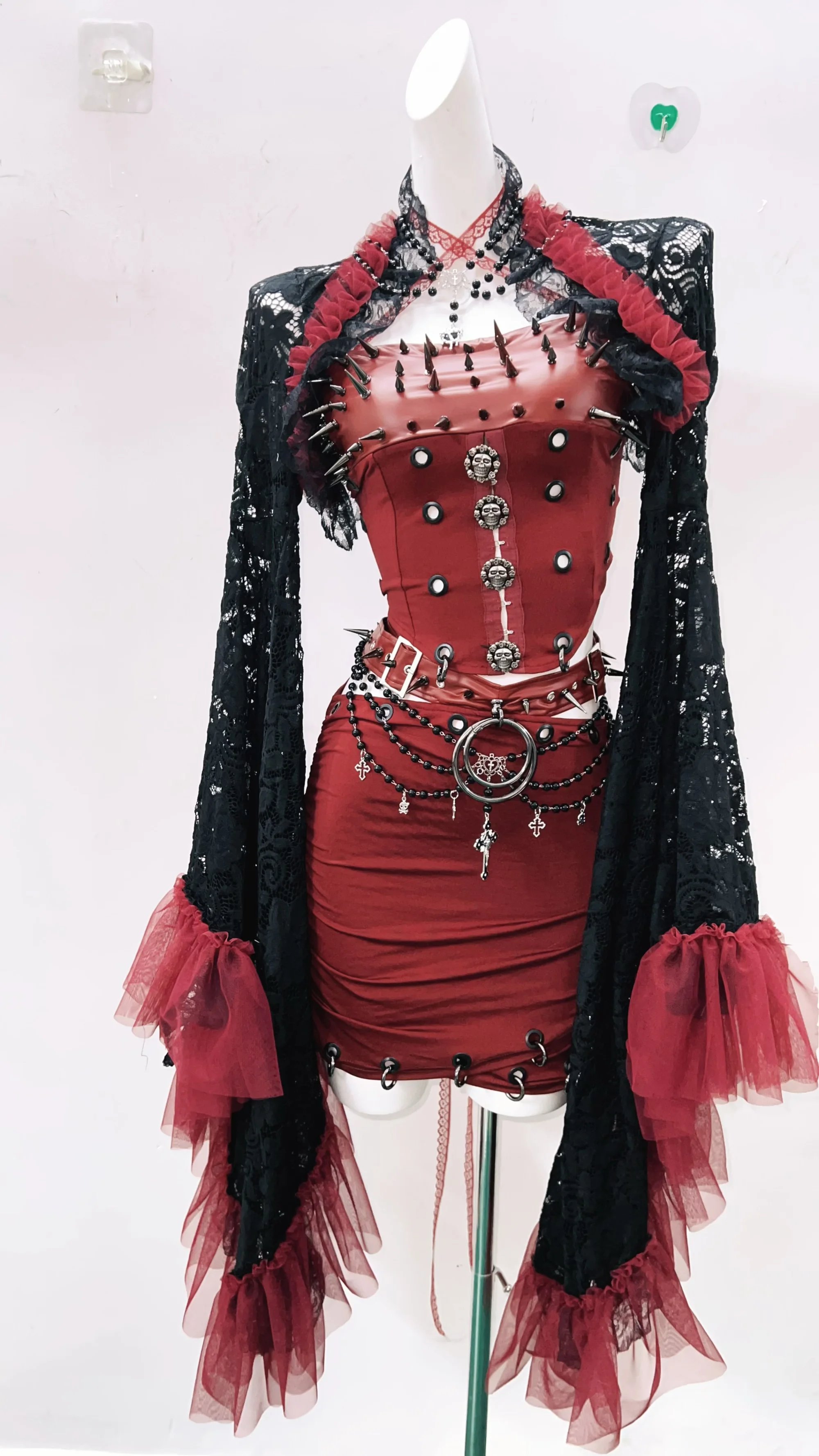 القوطية تانك القمم الشرير تانك القمم الملابس المحاصيل الأعلى الملابس القوطية y2k أعلى الجمجمة قمم خمر y2k الأزياء الجنية الجرونج