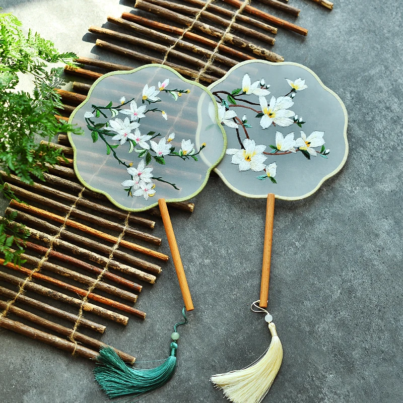 

Chinese style embroidery, classical cheongsam catwalk, long-handled round fan, Hanfu, double-sided antique gift, photo taking an