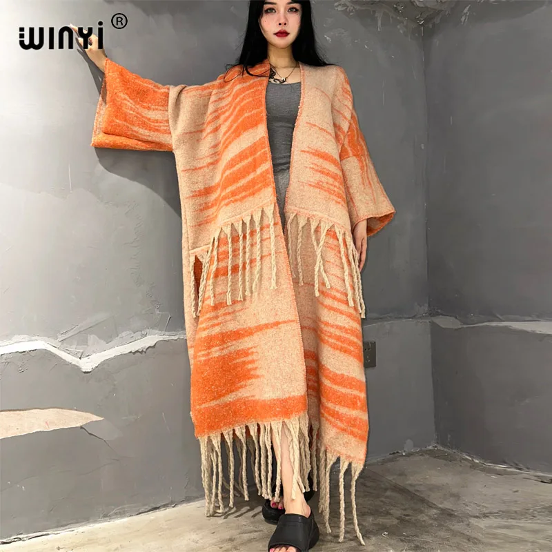 

WINYI winter catwalk coat for women fashion print tassel Luxury Long Fur Loose OverCoat Thick Warm long down coat fashion jacket