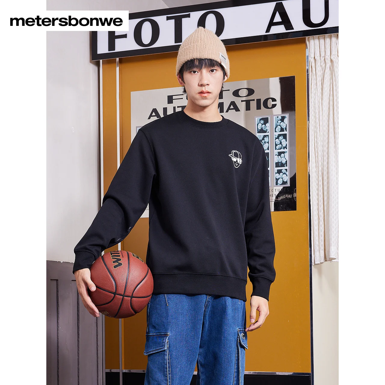 Metersbonwe Knit Pullover Men Women Winter New  Comfortable Pullover Cartoon Print White Black Hoodie Casual Top Brand Fashion