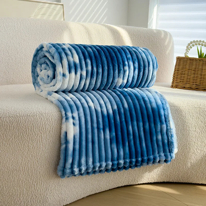 Soft Plush Fleece Throw Blanket Ultra Warm Cozy Blanket for All Seasons Lunch Break Comfortable Air Conditioning Nap Home Decor