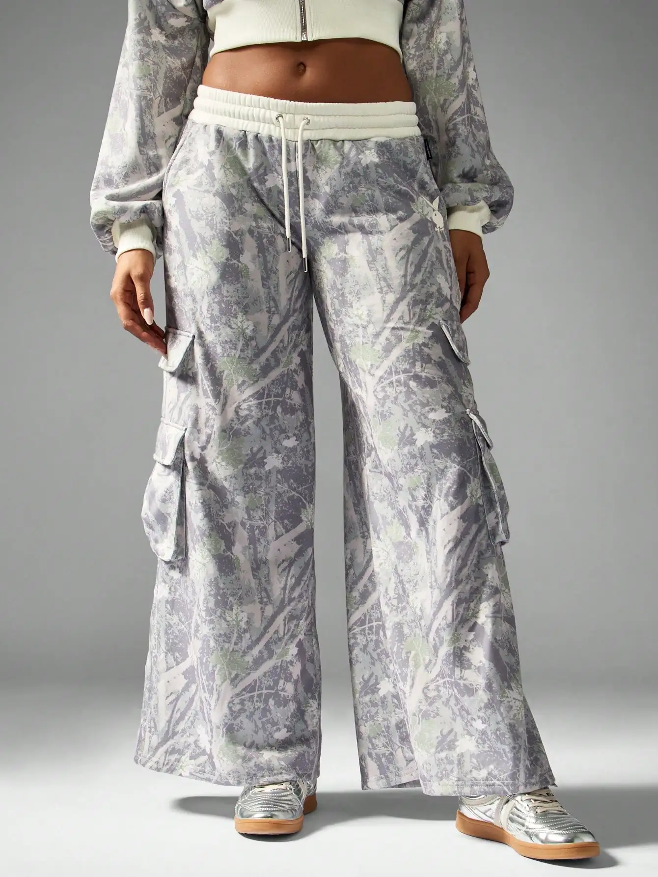 

Wide Leg Cargo Joggers with Camouflage Print, Drawstring Waist & Side Pockets