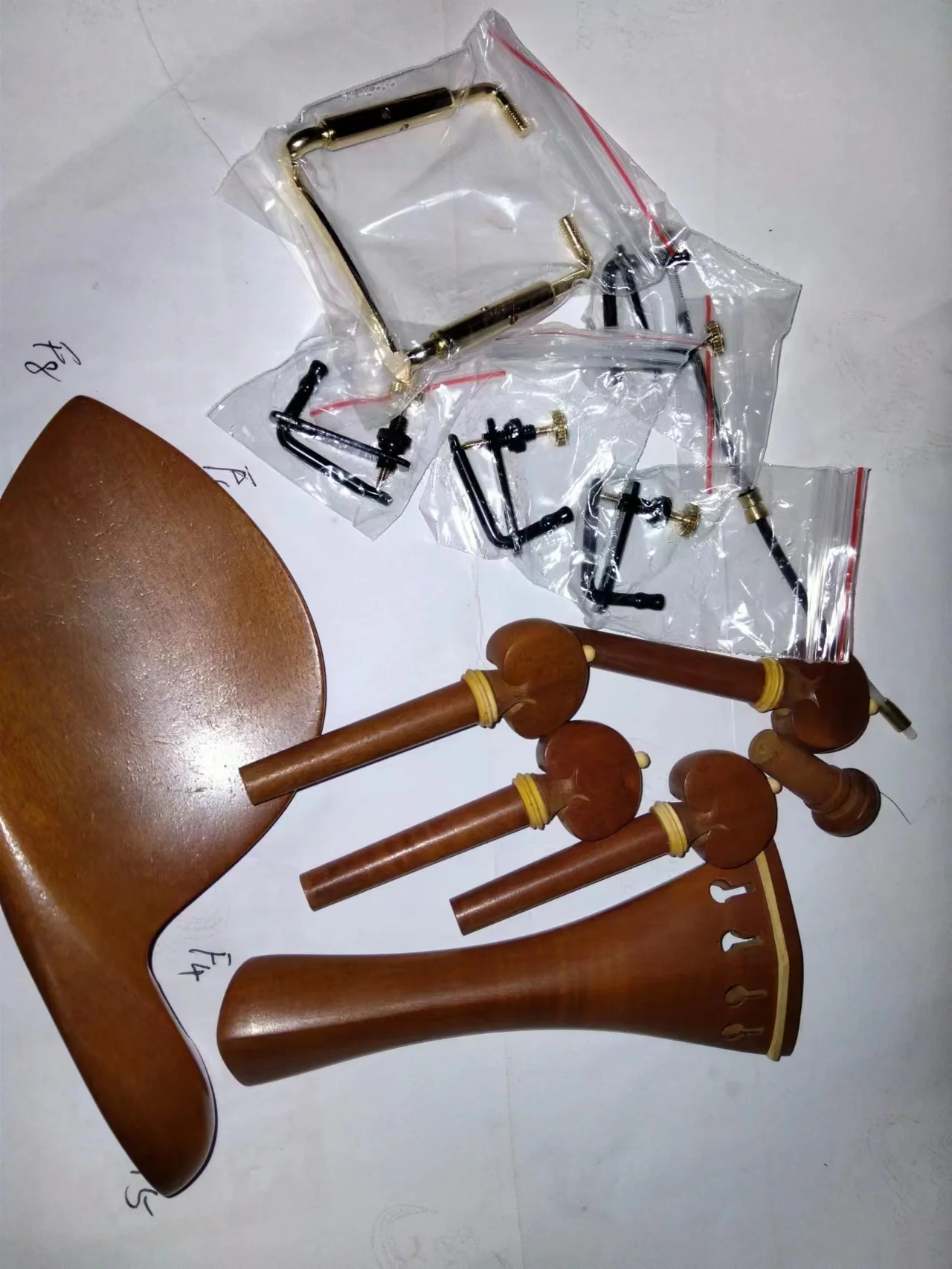 1 Set Jujube Wood Violin Parts 4/4 with Boxwood Collar And Fine Tuners Chin Rest Clamp Tail Gut