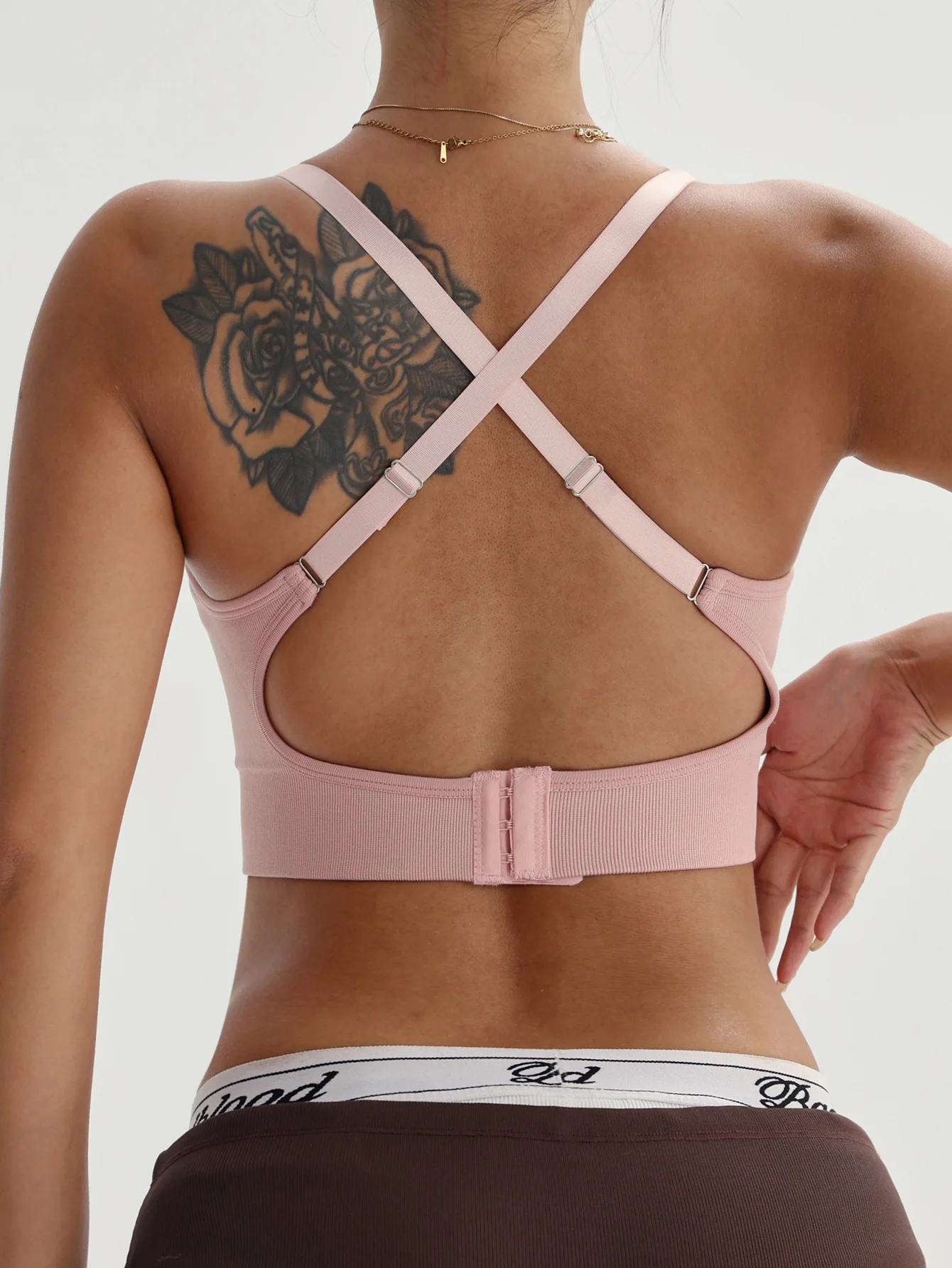 Women's Sports Bra Aria Seamless — Seamless