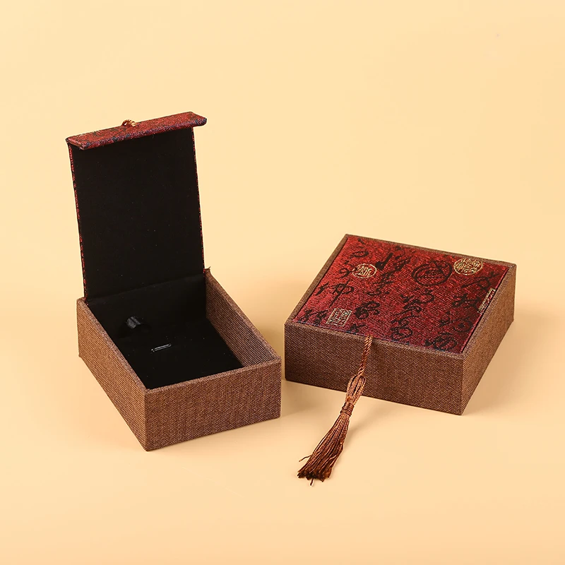 

High grade jewelry retro tassel brocade gift box