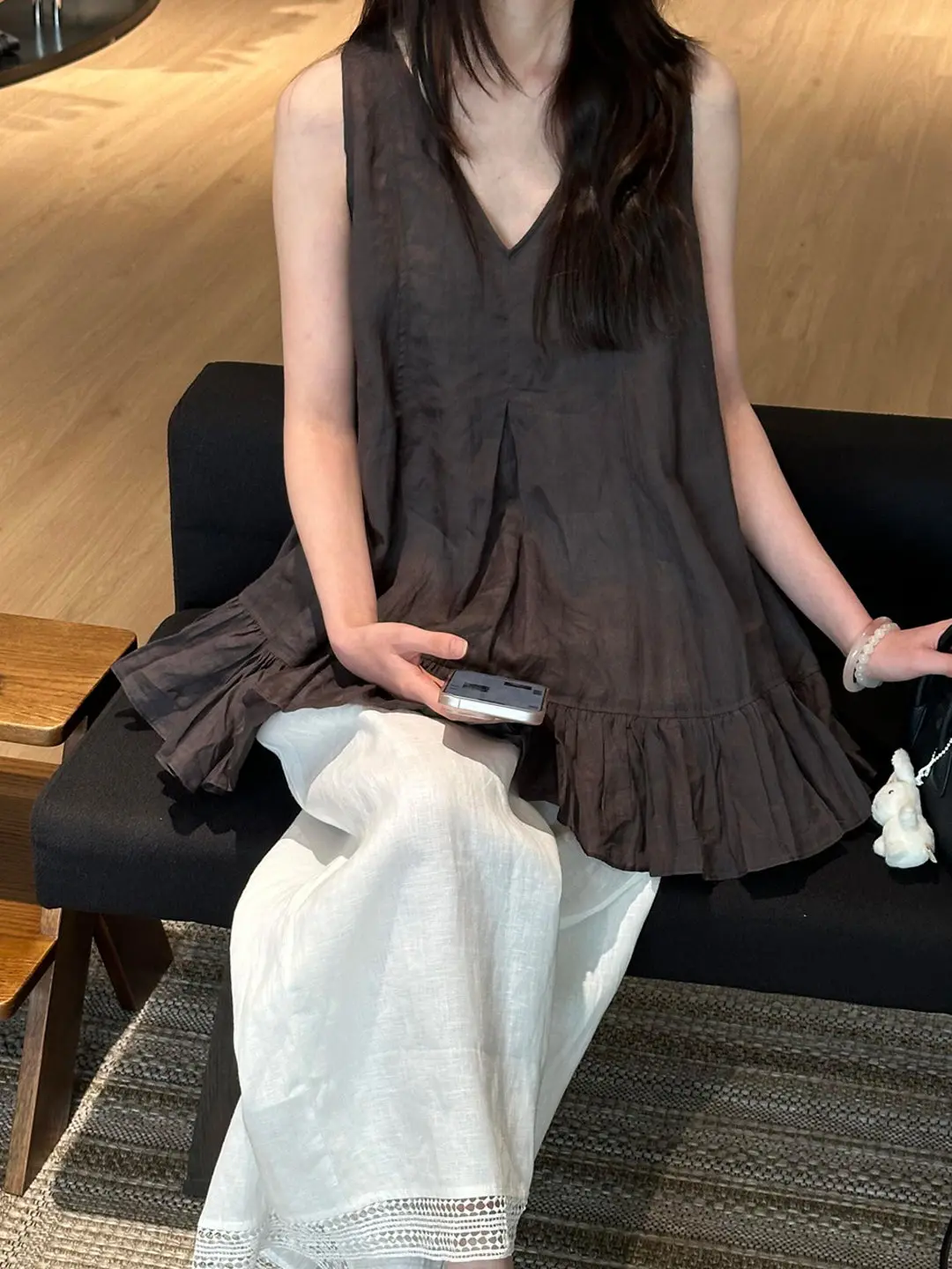 Korean Light Maturity Style V-neck Sleeveless Vest Women's Summer New Flower  Casual Top Loose Polyester Fiber Outerwear