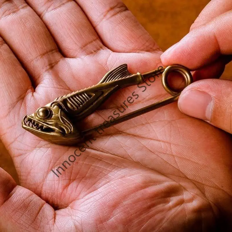 3XUA Fashionable Detailed Fish Teeth Pin Unique Alloy Brooch Accessories For Blouse Scarf Outfit