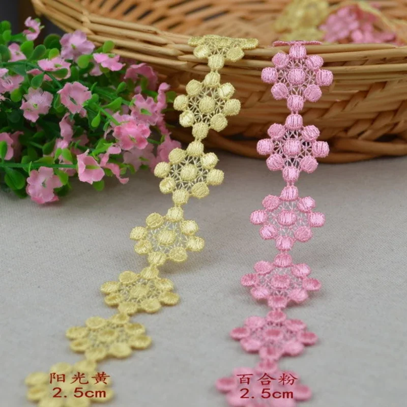 Embroidered Lace Trim Ribbon for Hair Accessories, 5Yards/Lot, 2.5cm Wide, Pink, Daisy Flower, Water Soluble, Retro