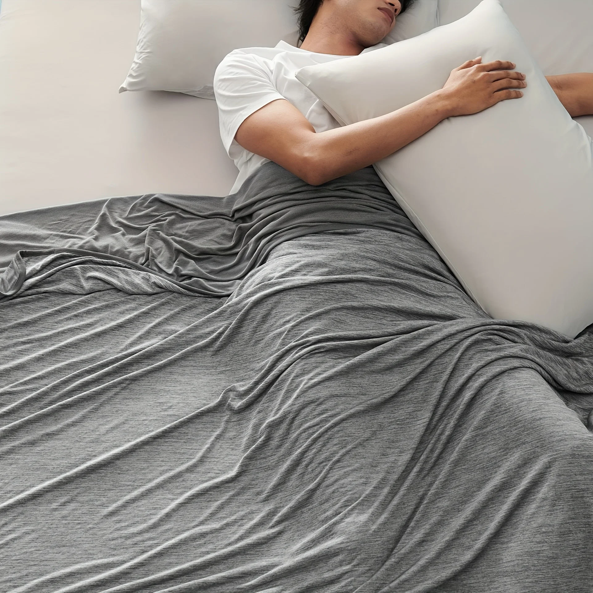 A 150*200cm Imitation Nylon Lightweight, Ultra-Soft, Cooling Summer Blanket, Double-Sided Cooling Nap Blanket, Suitable for Hot Sleepers and Those Who Suffer from Night Sweats, Breathable, Keeps Cool for a Long Time, Solid Color, Easy to Care For, Breathable, the Best Gift Idea, Suitable for Office, Outdoor, and Home Use