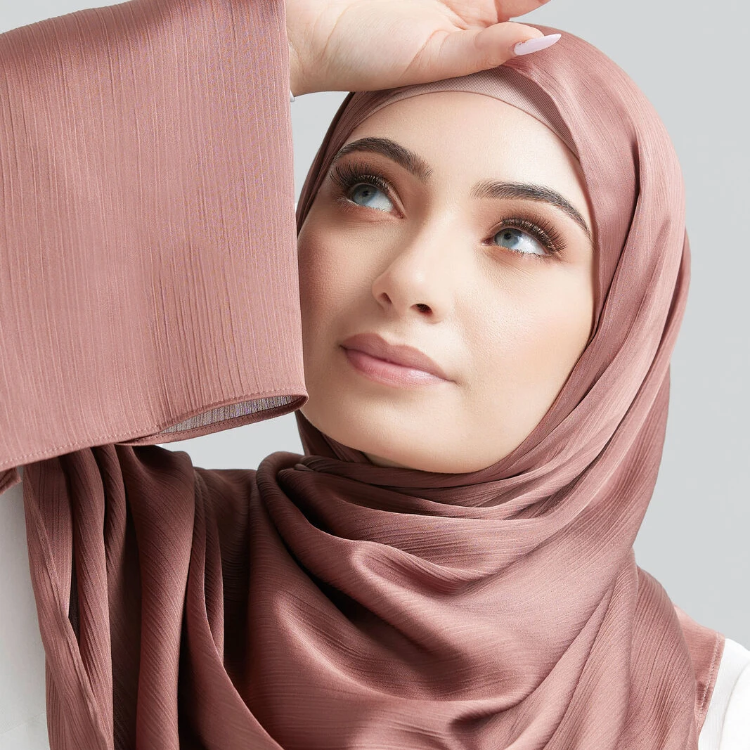 New arrivals Crinkle Plain Color Satin Crepe Scarf Shawl Wrap Muslim Women Pleated Stain Silk Hijabs