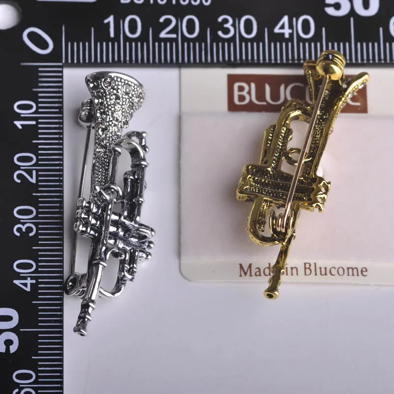 Blucome Vintage Saxophone Shape Brooches For Woman Musician Gift Crystal Antique Gold Color Musical Instrument Bro