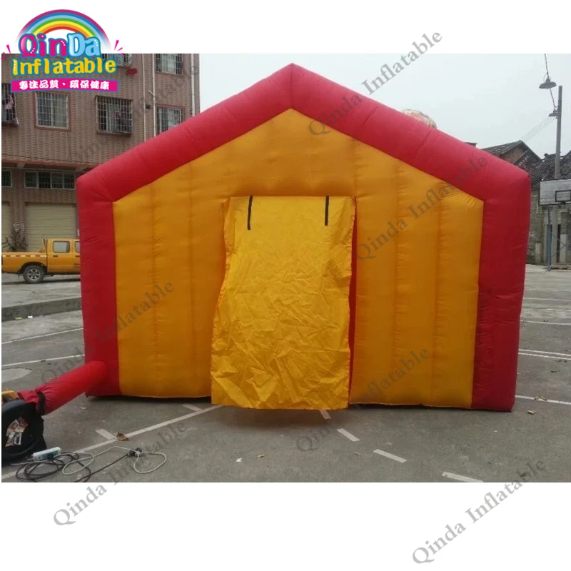 Tienda inflable personalizada del soporte de la cabina de la comida, puesto inflable emergente de 4*4*3M para la decoración del día de Chriden