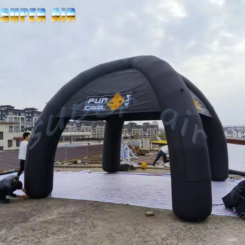 Logotipo personalizado con tienda de araña inflable negra de cuatro patas para comerciales