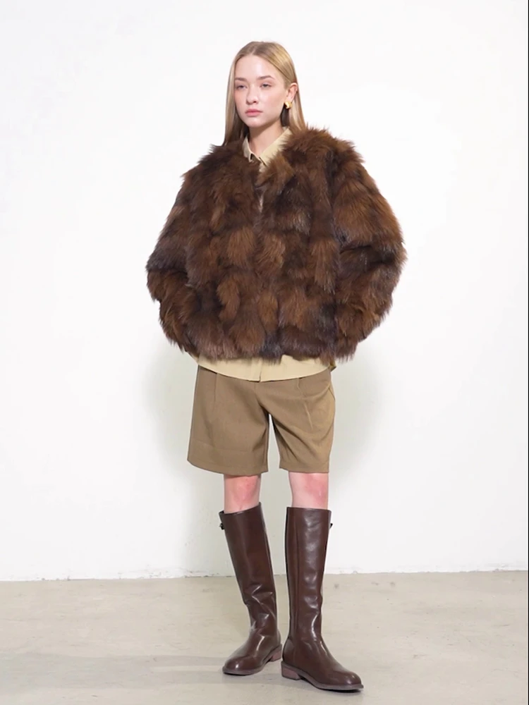 معطف نسائي جديد من زيروكسيانغ لعام 2025، معطف فرو صناعي دافئ بياقة مستديرة وأكمام طويلة وحافة مستقيمة