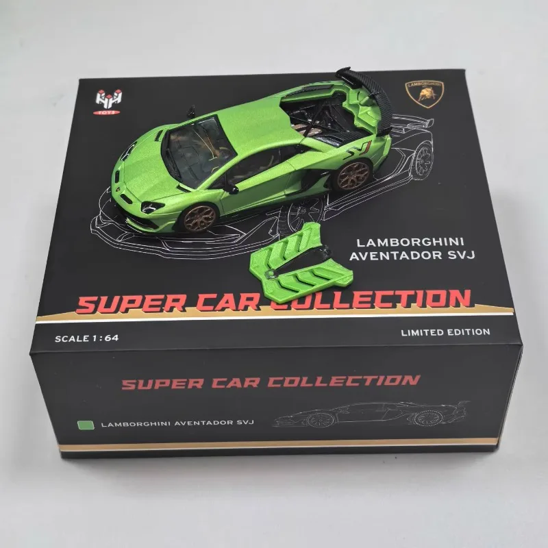 Stock 1:64 Lamborghini Bull four-door die-cast alloy car model, boys' toys, children's festival gifts, adult decorations.