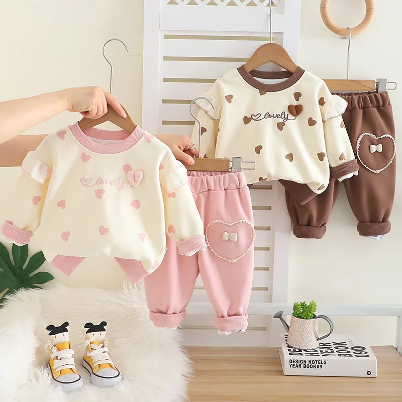Spring Autumn New Baby Girls Clothing Set Heart-Shaped Print Long Sleeve Pullover+Pants 2Pcs For 1-5 Years Girls Fashion Outfit