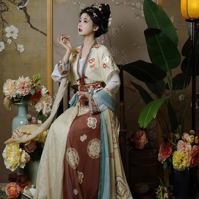 Robe Hanfu brodée traditionnelle chinoise pour femmes, costume de cosplay de la reine des Prairies, ensemble Hanfu rouge, carnaval et Halloween féminin