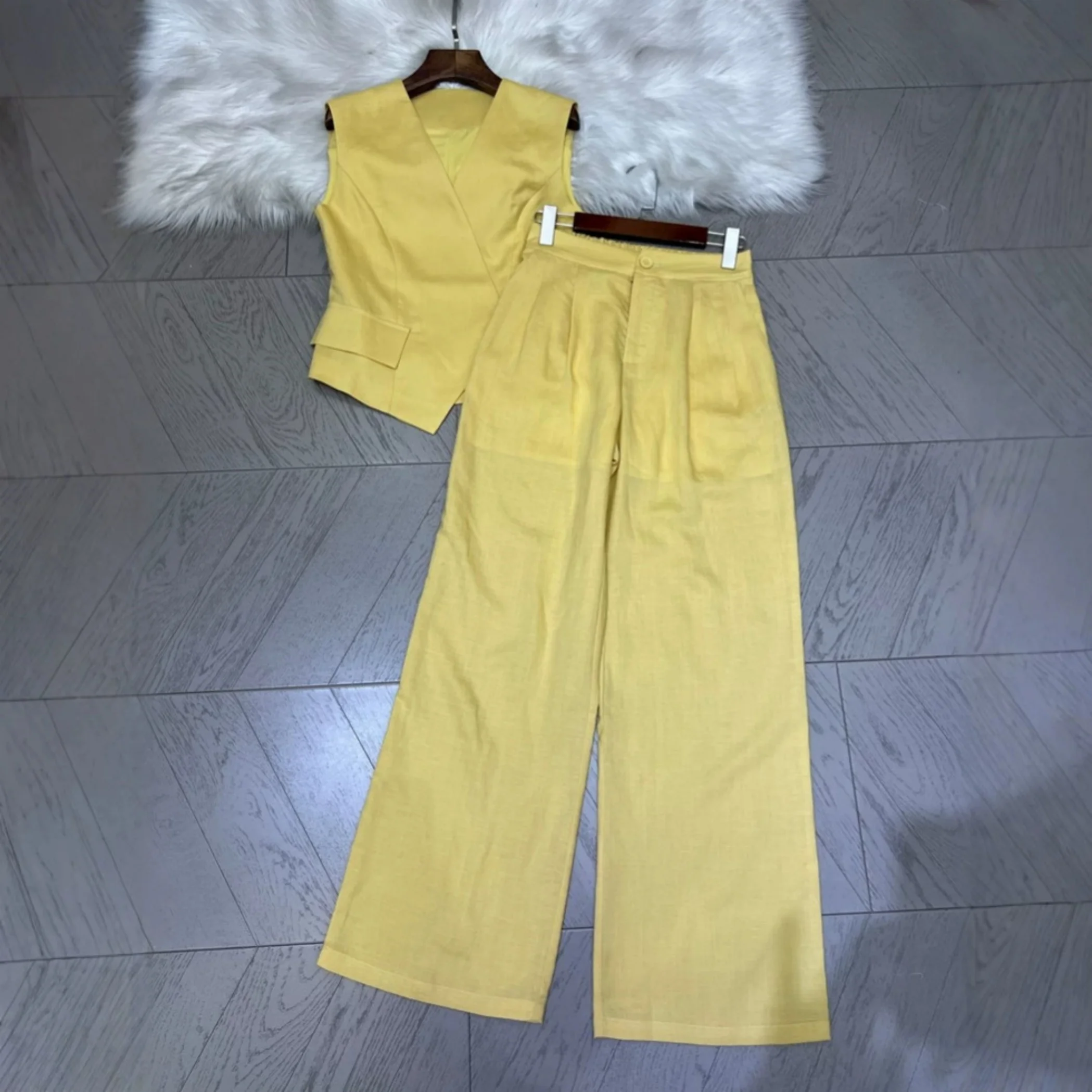 Women Spring Summer Fashion V-neck Sleeveless Vest With Straight Pants Suit