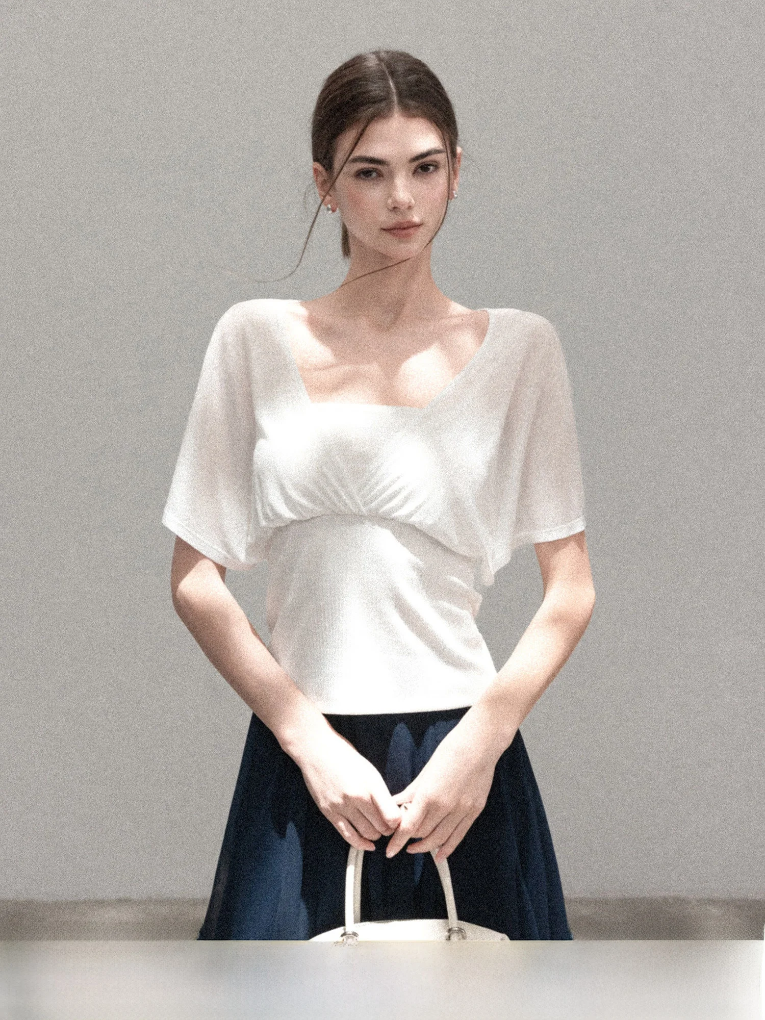 White Square Collar Short Sleeve T-Shirt Women's Slim Fit Summer Batwing Sleeve Casual Style Comfortable Soft Rigid Fabric