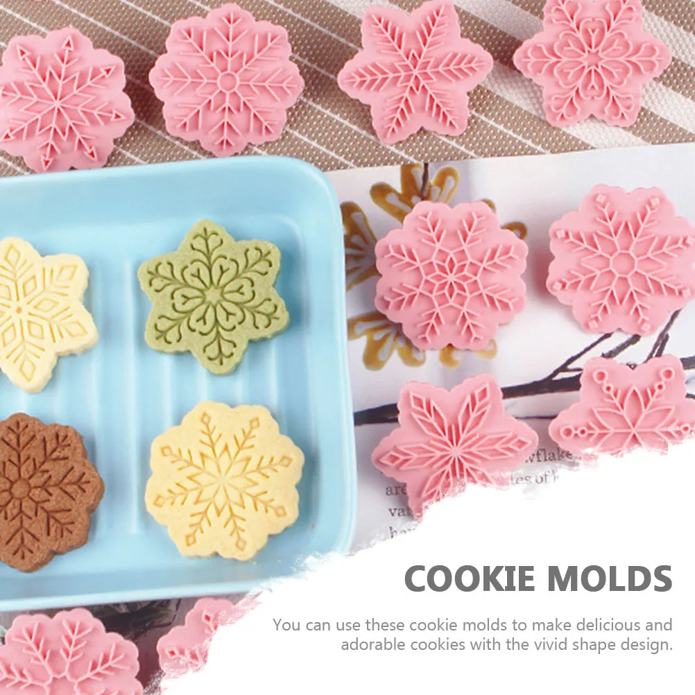

18Pcs Christmas 3D Cookie Molds Xmas Baking Supplies Press Cookie Stamps Plastic Biscuit Mold for Holiday Baking