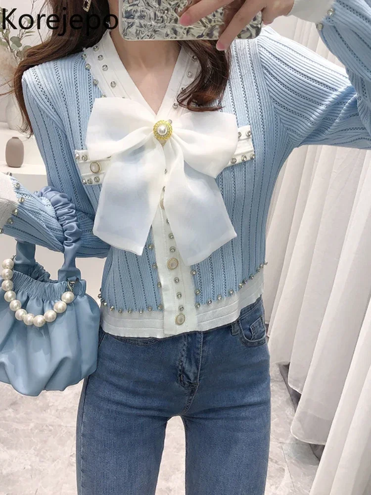 Korejepo Gentle Knitted Sweater 2023 Women Autumn New French Sweet Tops Diamonds Pearl Bow Temperament V Neck Long Sleeved Top