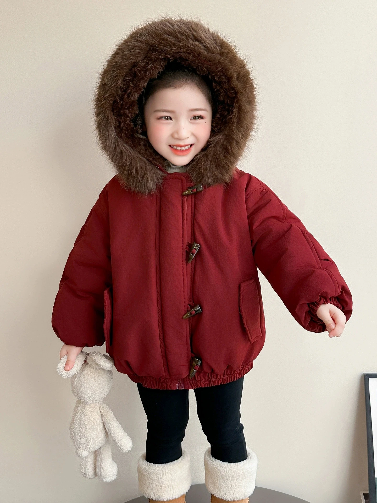 

Зимняя одежда для девочек, хлопковая куртка, новинка 2023 года, модное пальто с большим отложным воротником для девочек, милое модное теплое хлопковое пальто для девочек