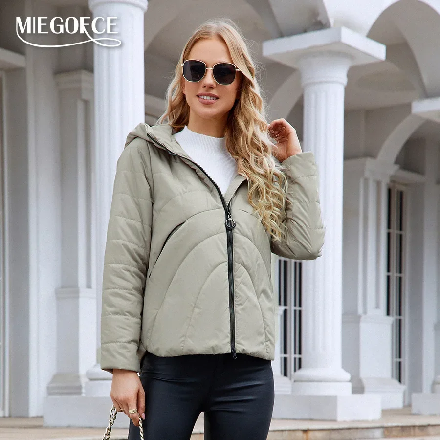 

MIEGOFCE весенне-осенняя удобная короткая женская куртка с капюшоном, дизайнерские женские парки, ветрозащитная верхняя одежда, теплая одежда, пальто C22123