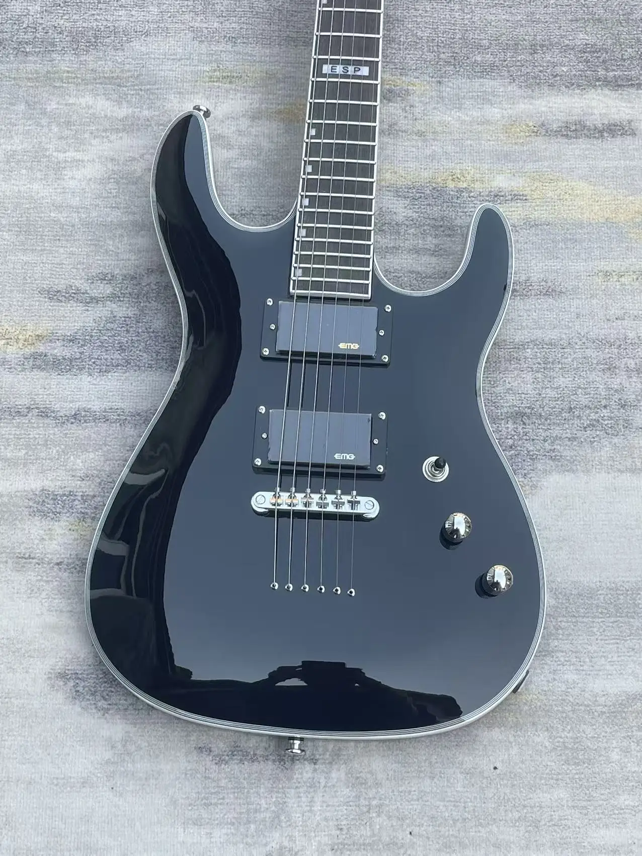 Black Double Cutaway Super Strat Shape Electric Guitar Chrome Hardware Metal Guitar Free Shipping