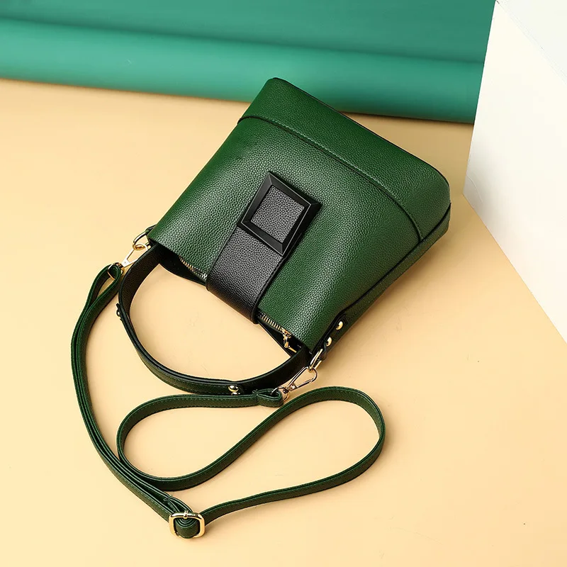 Clutch bag New bucket bag, fashionable and trendy shoulder bag, handbag, stylish and large capacity crossbody women's bag