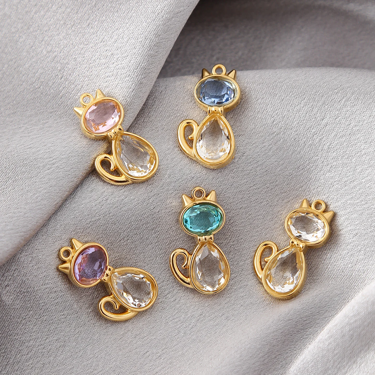 

10 шт. позолоченный кулон из нержавеющей стали животное милый кот мини красочные хрустальные стеклянные подвески DIY ювелирные аксессуары