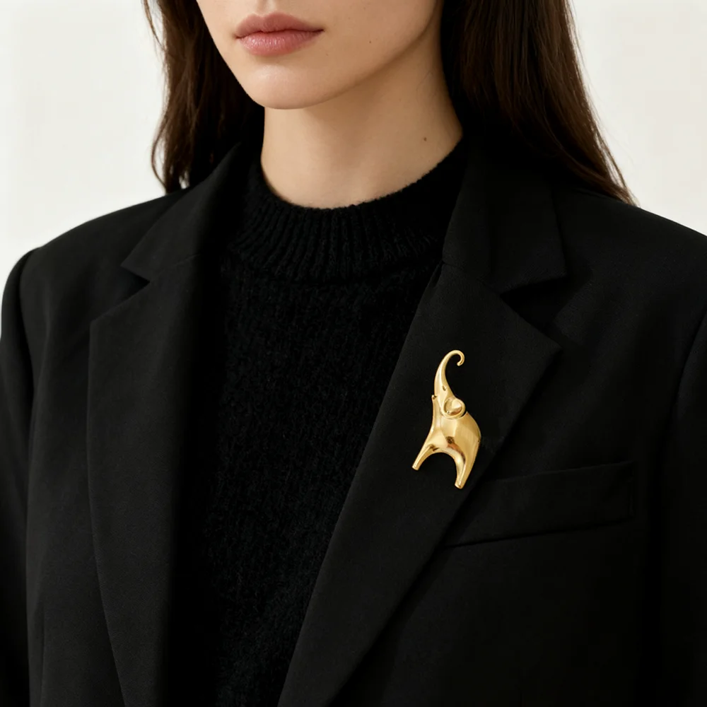 Skyrim Große Elefanten-Anstecknadel für Damen und Herren, Modischer Edelstahl-Tierschmuck, Anzug- und Hemd-Accessoire, Neu 2025