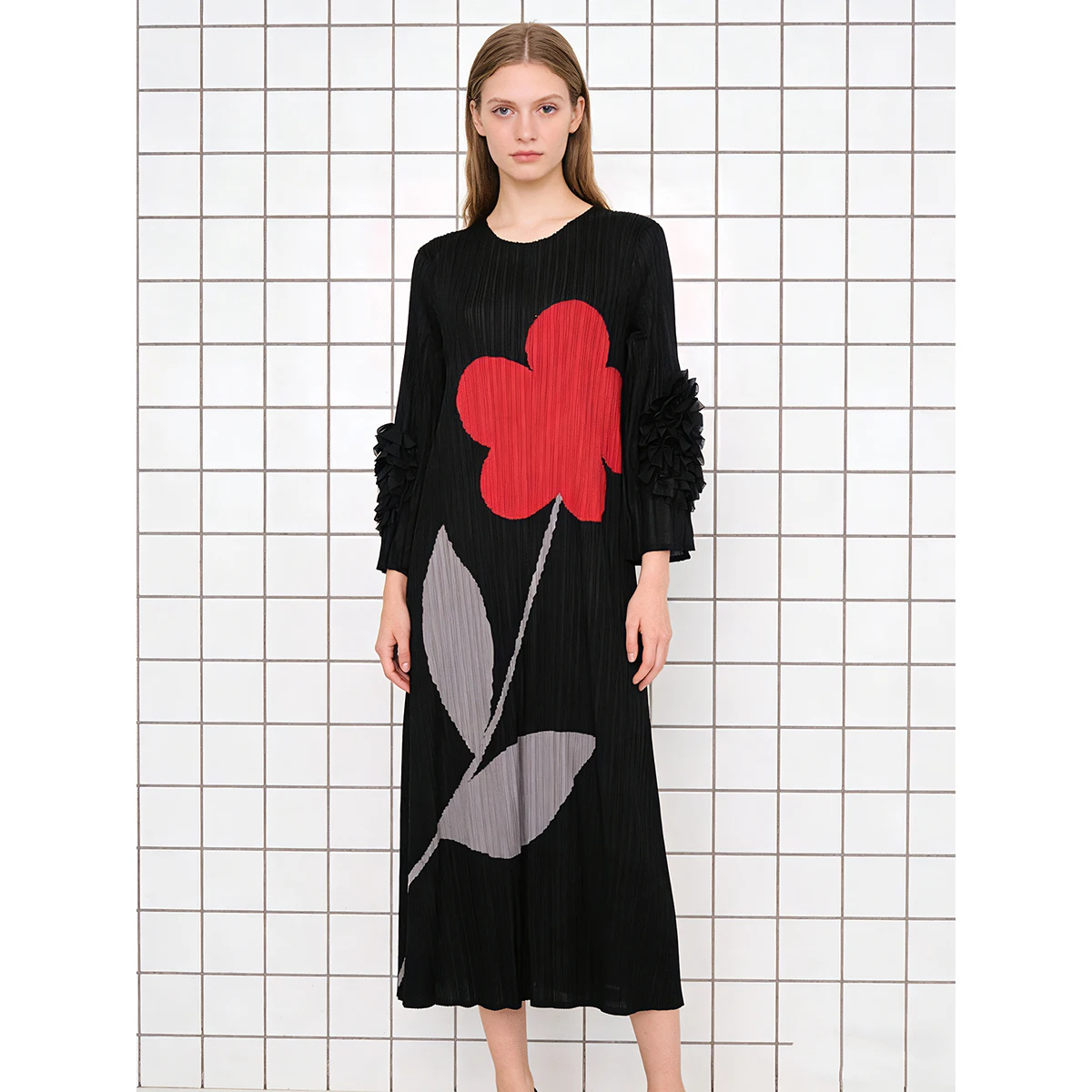 

Свободное платье миди с круглым вырезом, длинными рукавами-колокол с цветочным принтом и плиссировкой, для женщин больших размеров, трансграничная мода