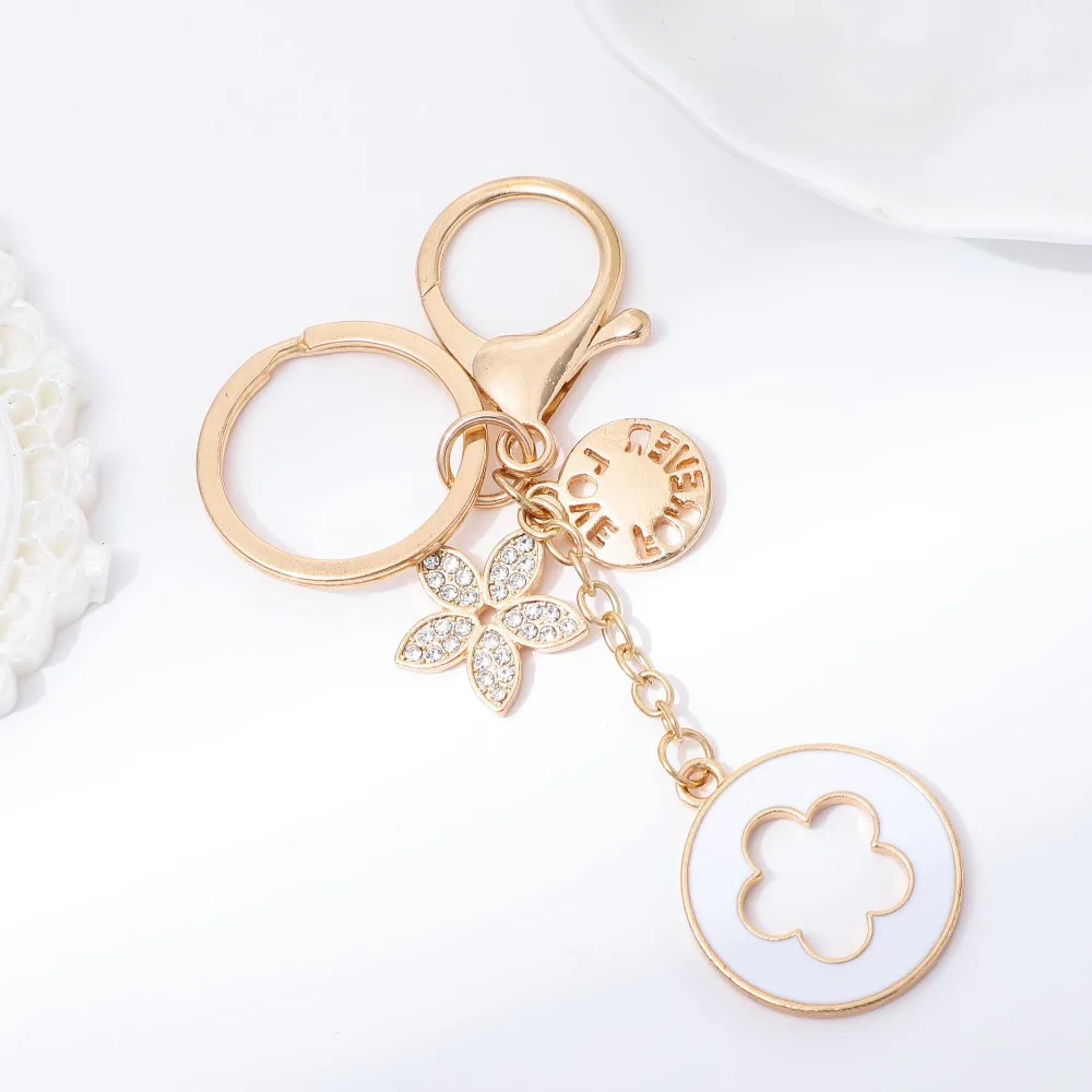Durable Alloy Flower Keychain Multipurpose Fashion Luxury Keychain Portable Exquisite Jewelry Purse