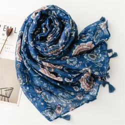 Bufanda de diseñador de marca de lujo, bufanda con estampado Floral azul Vintage para mujer, bufandas de Otoño Invierno, calentador de cuello, Hijab estampado