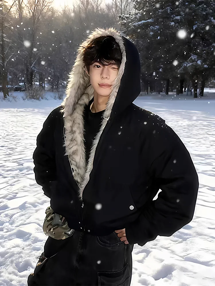 

Cleanfit Men's Hooded Jaet Thiened Cotton Padded Coat with Fur Collar Mountain Eagle Design Winter Warm ort Sle