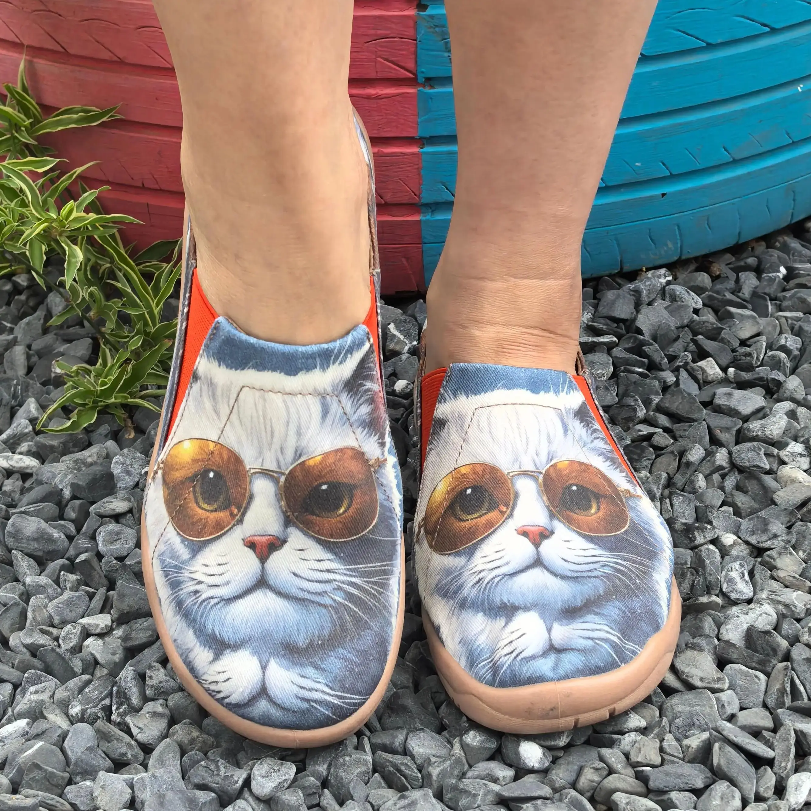 

Женские повседневные спортивные туфли, обувь для ходьбы, кроссовки, удобные слипоны с низким вырезом, на мягкой подошве, дышащие, больших размеров, с принтом белой кошки, модный подарок.