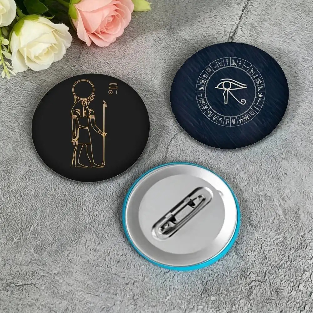 A-Ancient Egypt Hieroglyph Pyramid  25mm 32mm 44mm 58mm 75mm Brooches Badges Pins for Accessories Gift
