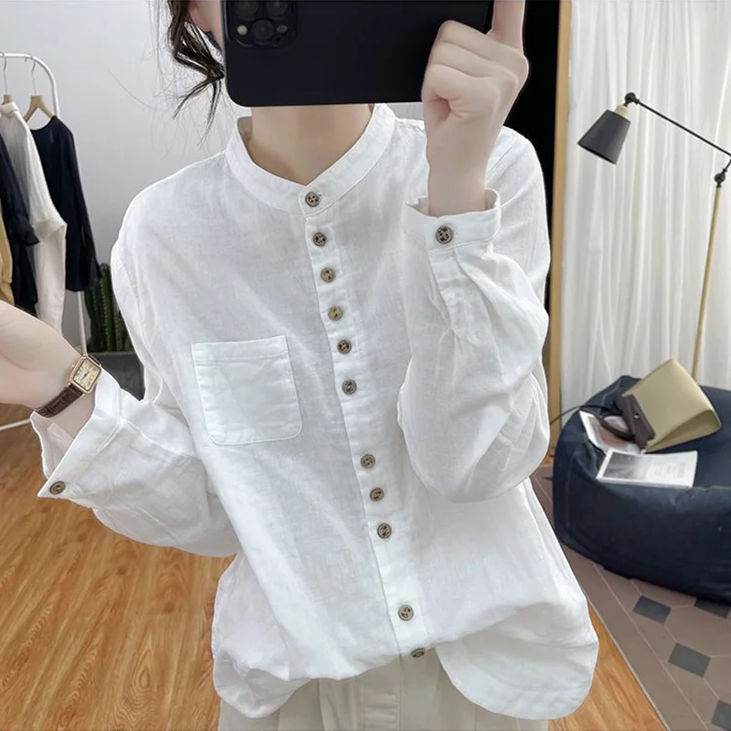 Fashion Solid Color Button Spliced Pockets All-match Shirt Women\'s Clothing 2023 Autumn New Casual Tops Loose Commute Blouse