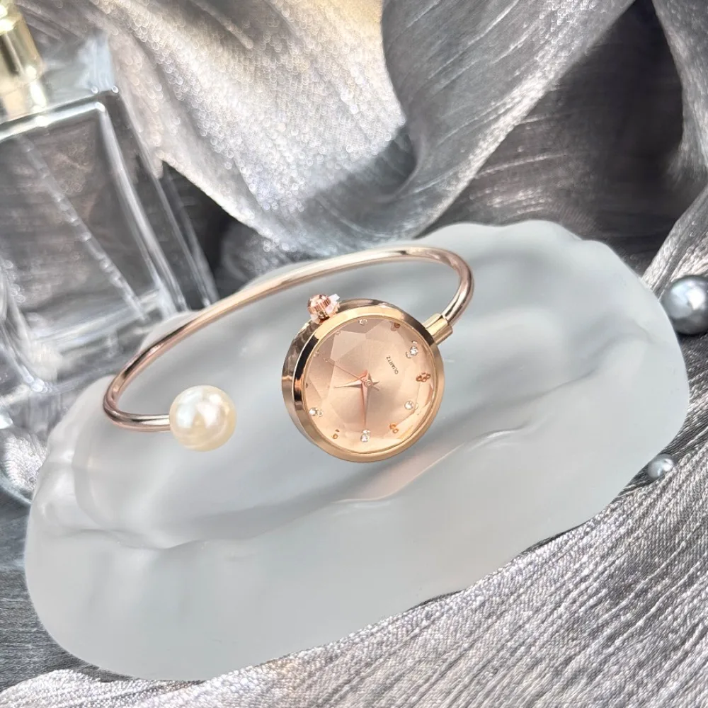 Classic Alloy Ladies Quartz Wristwatch Rose Gold Rhinestone Bracelet Watch Imitation Pearl Vintage Small Dial Watch Women's