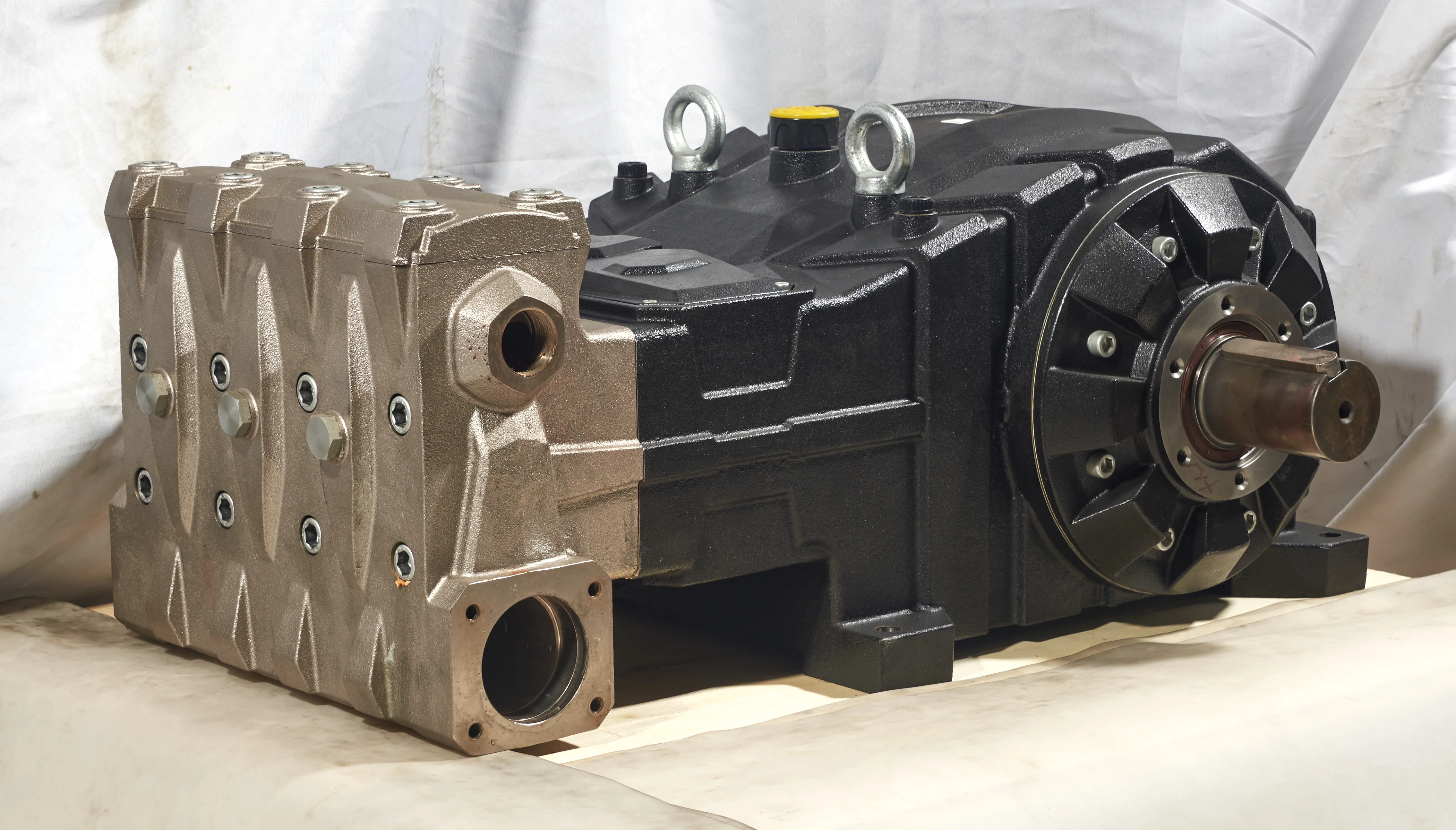 Pompa olio a stantuffo ad alta pressione con pompa a stantuffo diretta 1450Psi 100Bar 496Lpm