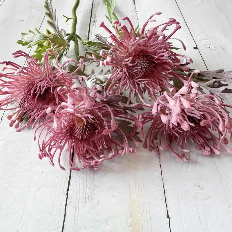 

Lifelike Artificial Large Spider Chrysanthemum Flower Room Decor Fake Flower For Wedding Christmas Easter Tabel Floral Fern
